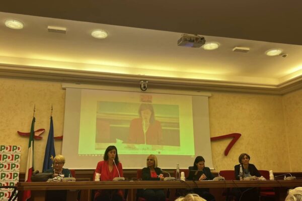 Proiezione del docufilm di Emanuela Piovani  “Con voce di Nilde” con Elly Schlein, Livia Turco e Chiara Braga.