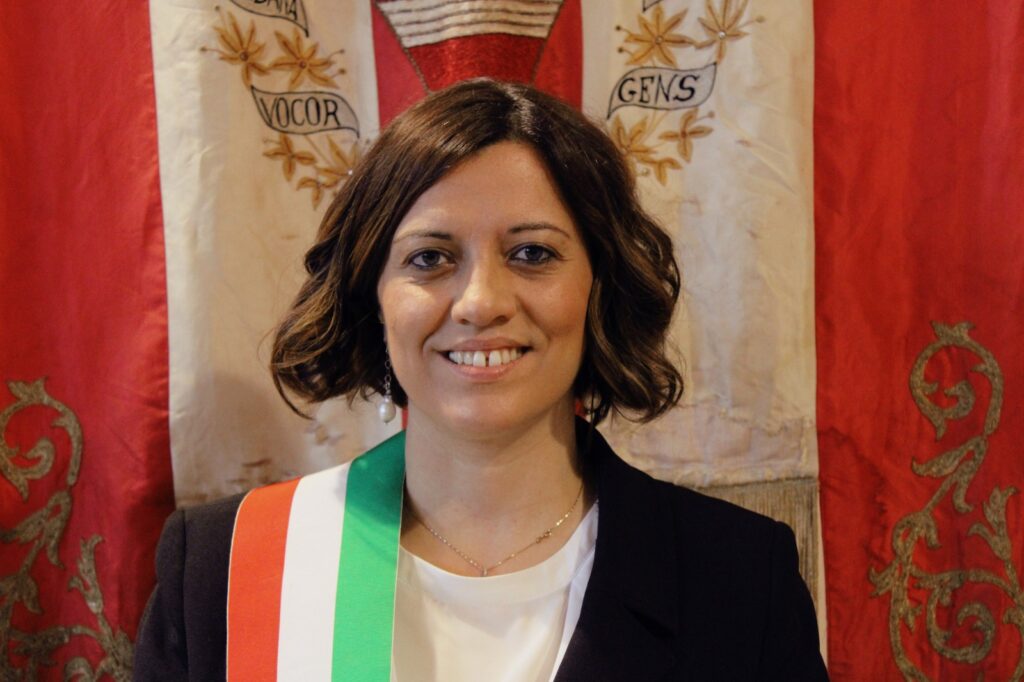 Al momento stai visualizzando ✅RELAZIONE DI FINE MANDATO: DALLE POLITICHE SOCIALI AL TURISMO, DALLA SCUOLA AL DIRITTO ALLA CASA, DAI LAVORI PUBBLICI ALLA DIFESA DELL’AMBIENTE, E MOLTO ALTRO: LE PAROLE DELLA SINDACA MERI MARZIALI✅
