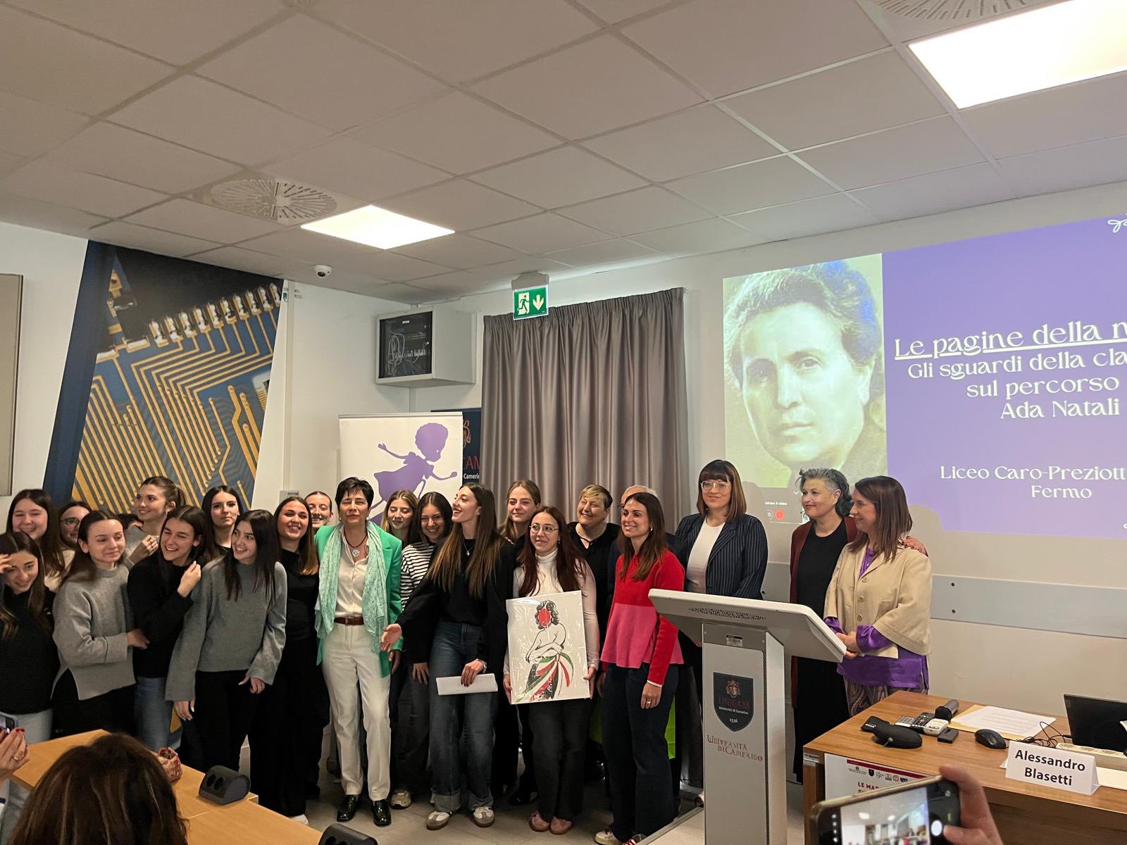 Al momento stai visualizzando CERIMONIA DI PREMIAZIONE DEL CONCORSO “LE MARCHE SULLE VIE DELLA PARITÀ”