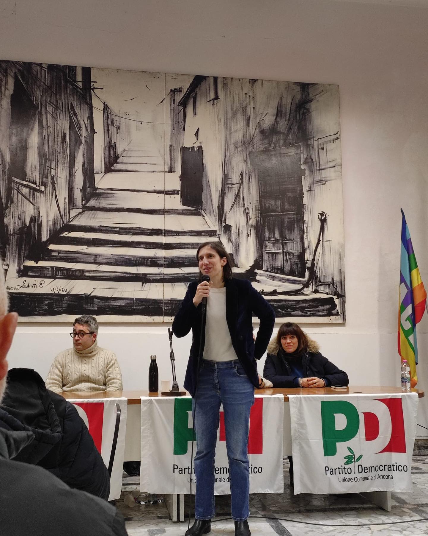 Al momento stai visualizzando ELLY SCHLEIN A PESARO E ANCONA