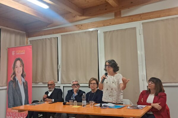 INCONTRO A FERMO SUL PRESENTE E FUTURO DELLA SANITÀ TERRITORIALE CON MARINA SERENI SEGRETERIA NAZIONALE PD